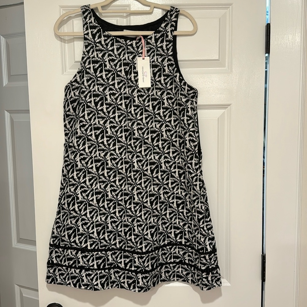 Vineyard vines: All Over Palm Cisco Swing Dress.